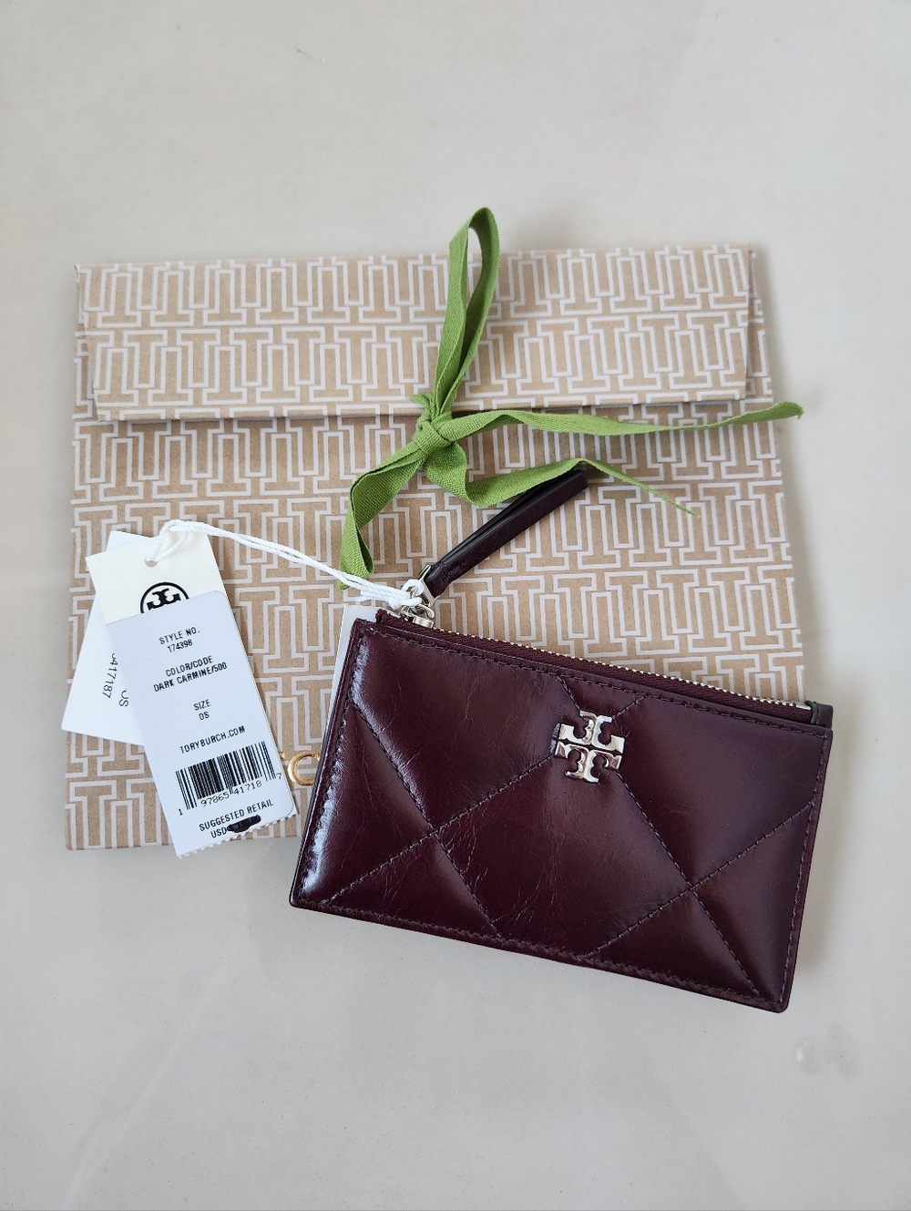 New Tory Burch Dark Carmine Quilted Cardholder